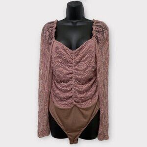 Lulus Sweetest Looks Mauve Lace Ruched Long Sleeve Bodysuit Size Medium